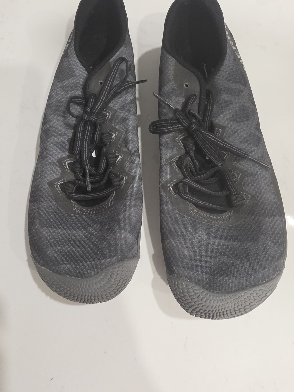 Merrell Men's Gray and Black Athletic Lace-Up Shoes
